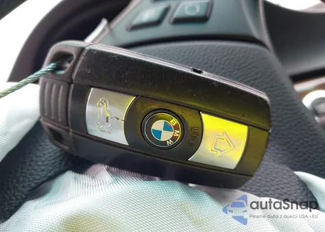 2007 BMW 328 z USA, uszkodzony, nr VIN WBAVA33547PG52116